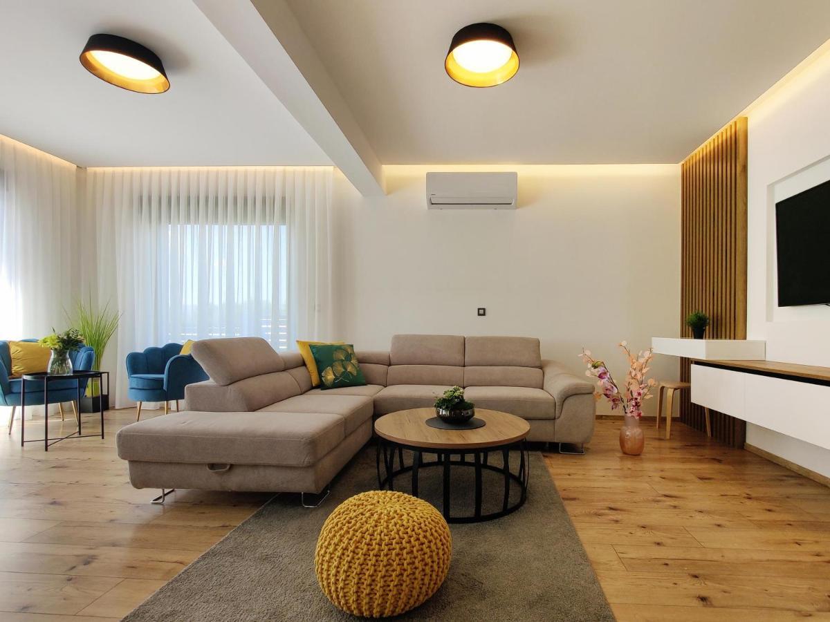 Villa Biser Gacke Sinac Kültér fotó