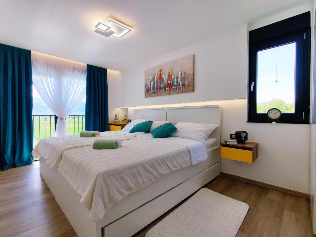Villa Biser Gacke Sinac Kültér fotó