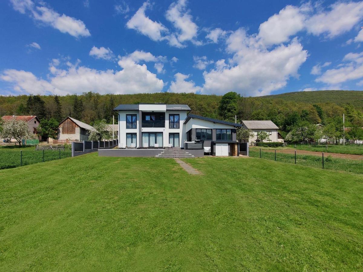Villa Biser Gacke Sinac Kültér fotó