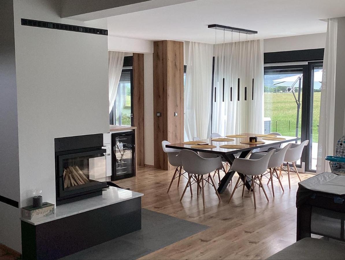 Villa Biser Gacke Sinac Kültér fotó