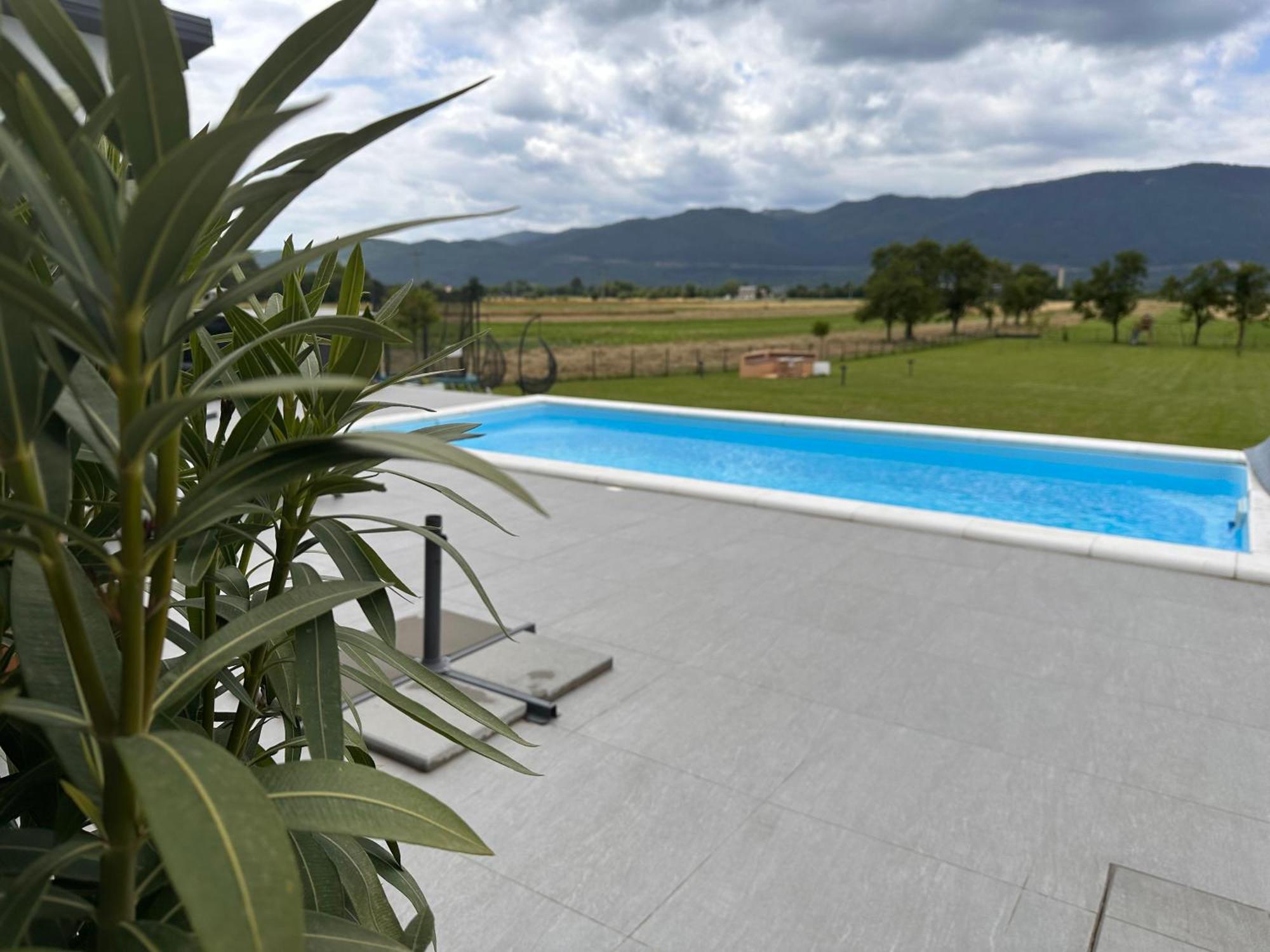 Villa Biser Gacke Sinac Kültér fotó
